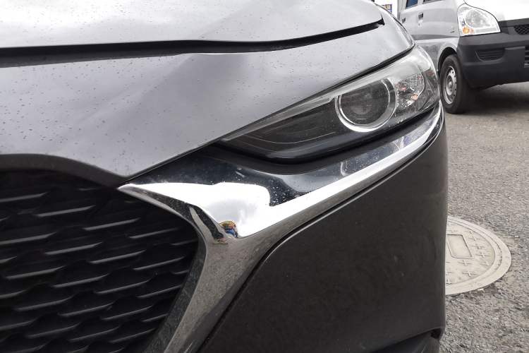 Used Mazda Mazda 3 Axela 2020 1.5L Automatic Luxury Version