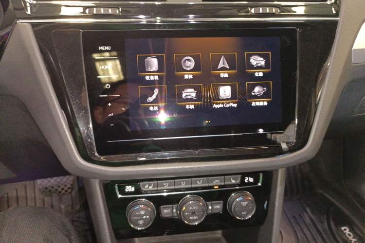 Used Volkswagen Tiguan L 2019 Revised 330TSI Automatic Two-Wheel Drive Smart & Luxury Edition China VI Standard