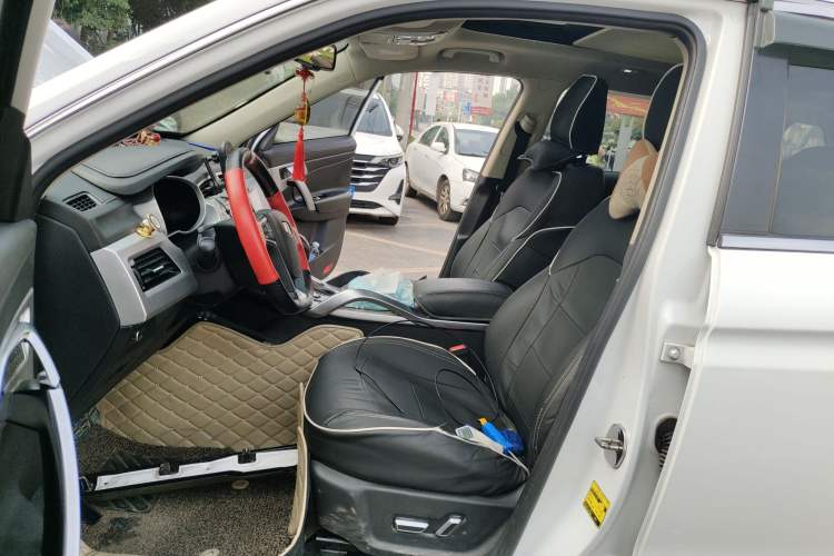 Used Geely Auto Emgrand X7 Sport 2016 1.8TD Automatic Smart Model