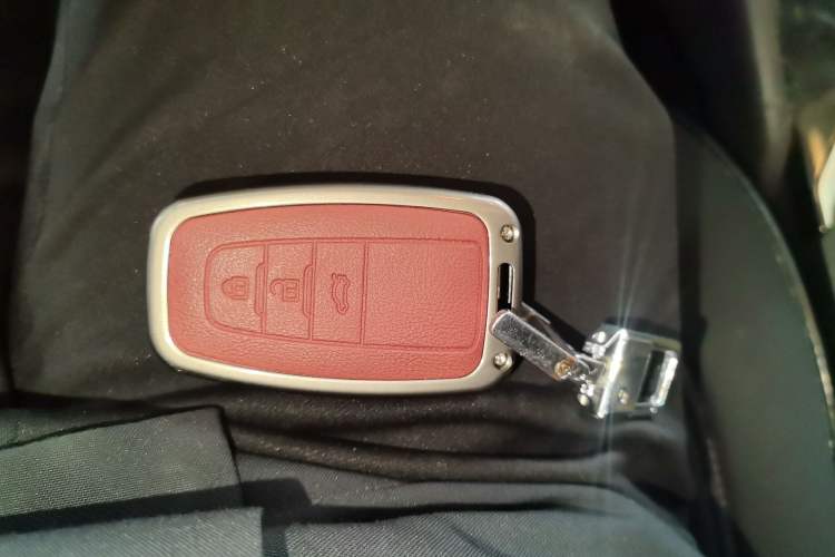 Used Toyota Corolla 2021 Dual-Motor 1.8L E-CVT Elite Edition
