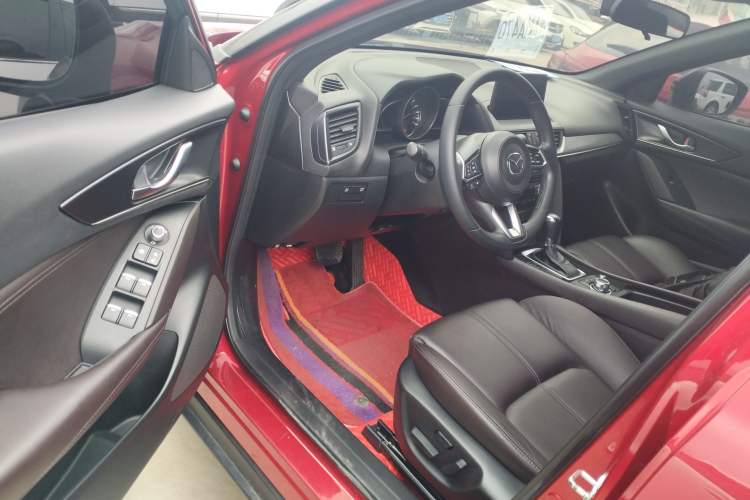 Used Mazda CX-4 2020 2.0L Automatic Two-Wheel Drive Blue Sky Luxury Edition
