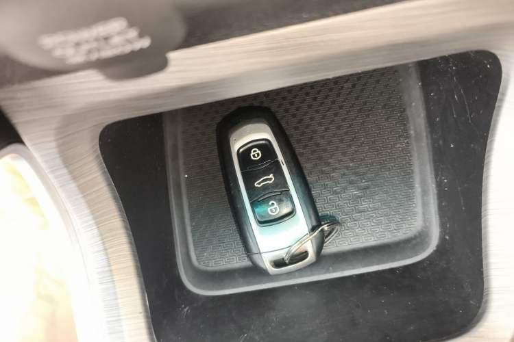 Used Geely Auto Vision X3 2017 1.5L Automatic Elite Model
