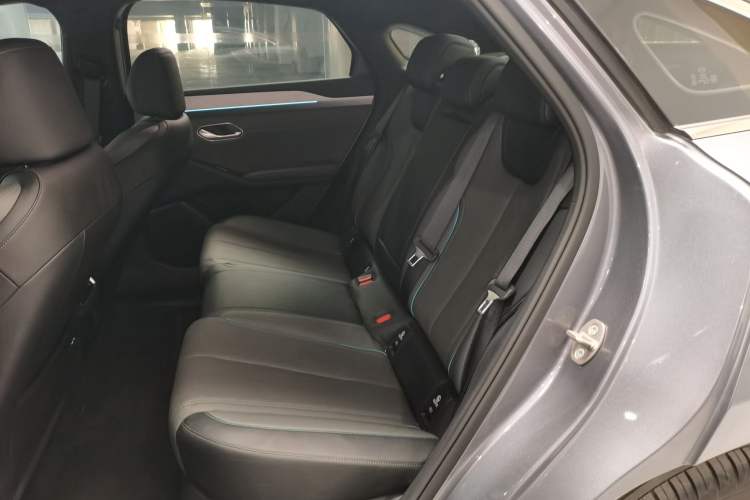 TDK.VehicleDetails.img