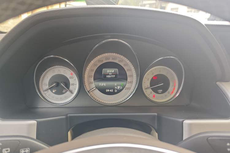 Used Mercedes-Benz GLK-Class 2013 Facelift GLK 300 4MATIC Fashion Edition