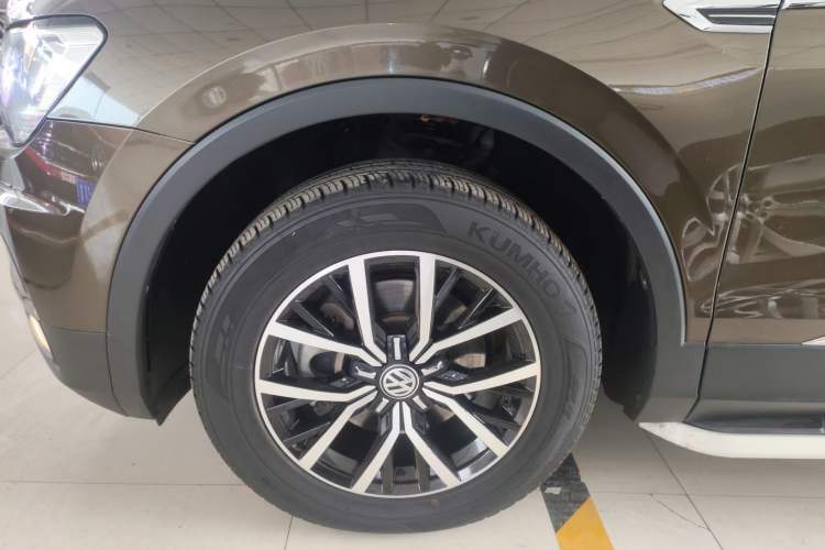 Used Volkswagen Tiguan L 2018 330TSI Automatic Two-Wheel Drive Luxury Edition
