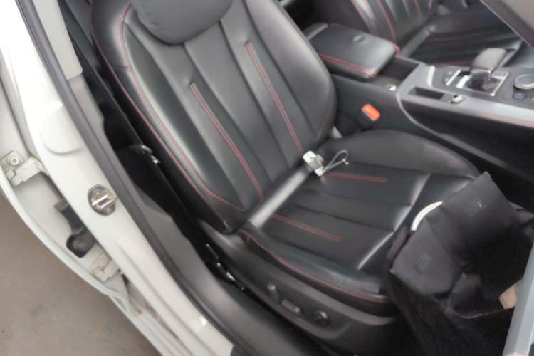 Used Audi A4L 2018 30th Anniversary Edition 30 TFSI Ambition Model