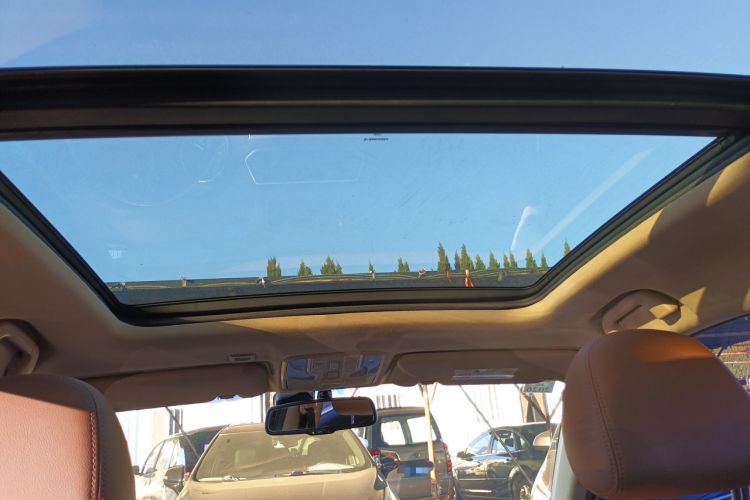 Used Haval H6 Coupe 2015 Blue Label 2.0T Automatic Two-Wheel Drive Elite Model
