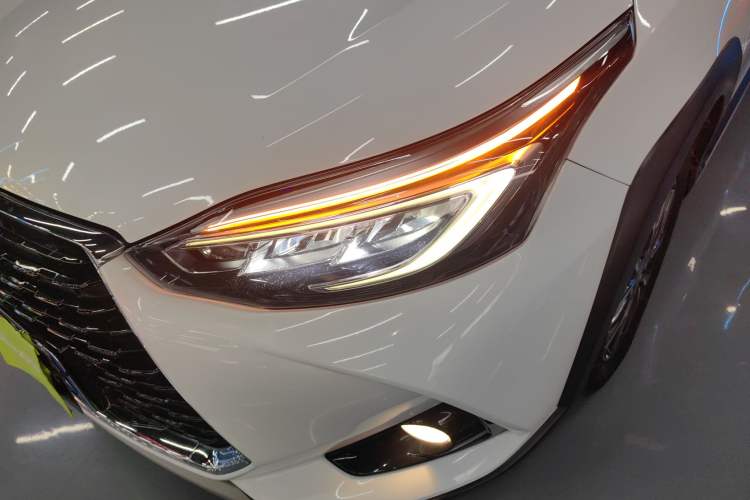 Used Toyota YARiS L 2020 X-Trail X 1.5L CVT Luxury Edition
