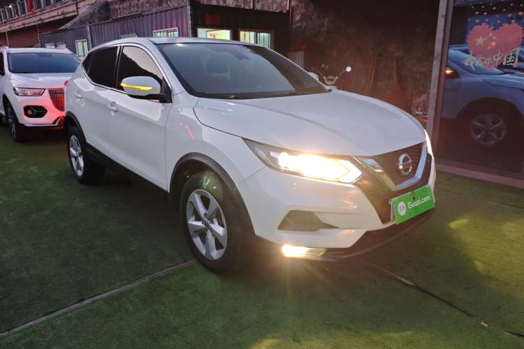 Used Nissan Qashqai 2022 2.0L CVT XV Smart Enjoyment Version
