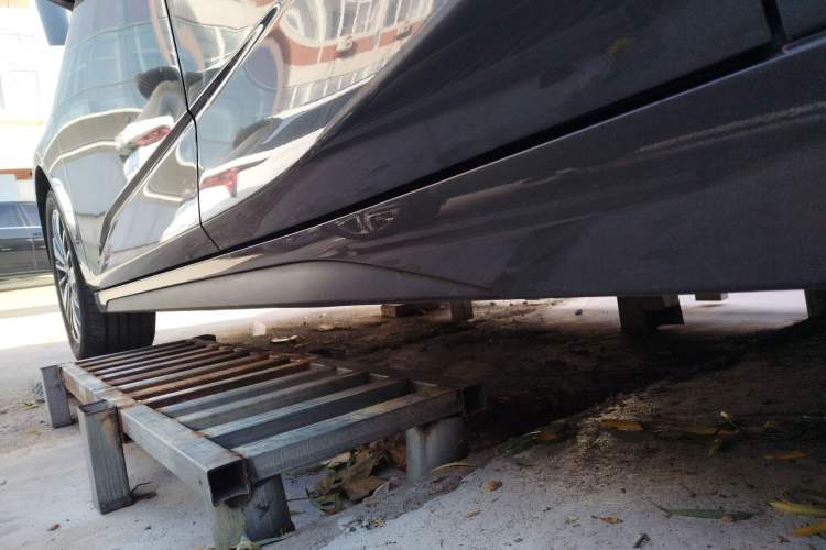 Used  A05 2024 Truly Delicious Version 70" Beyond-Grade Edition