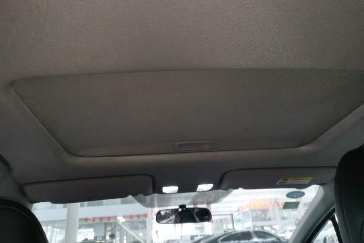 Used Honda Jade 2017 1.8L automatic Comfort version 5 seats