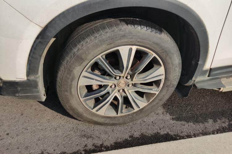 Used Dongfeng Aeolus AX7 2018 Classic 1.6T Automatic Luxury Model
