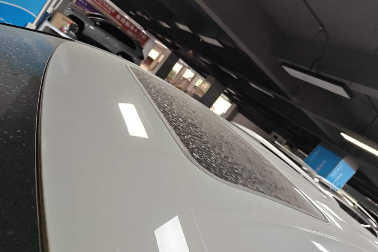 Used Toyota Granvia 2022 2.5L Hybrid Flagship Edition
