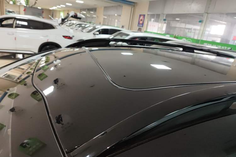 Used Kia Sportage (Chinese Domestic Model) 2025 2.0T Two-Wheel-Drive Prestige Edition