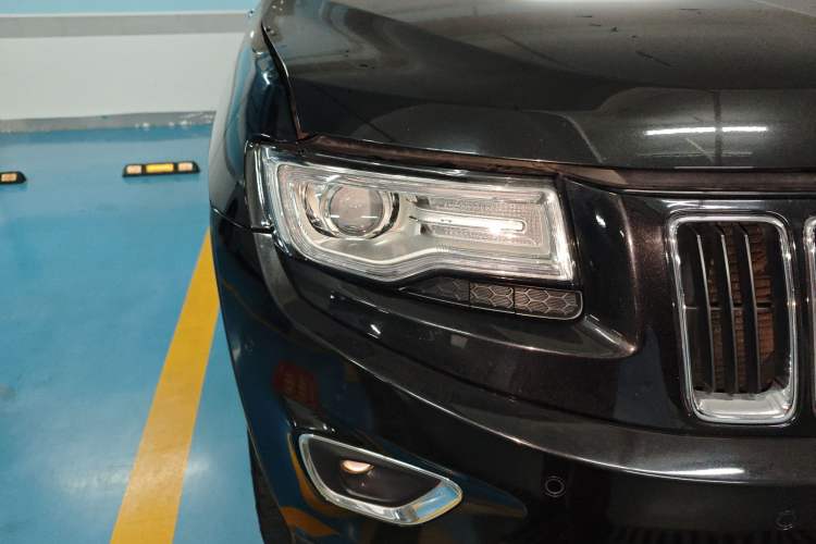 Used  Grand Cherokee (Import) 2014 3.6L Elite Navigation Edition
