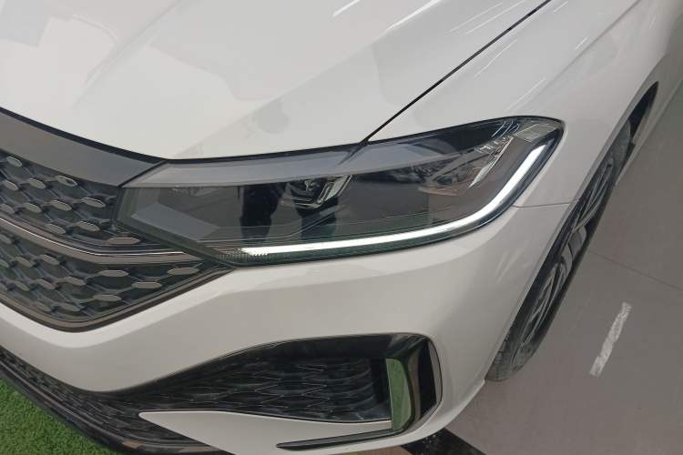 Used Volkswagen Lavida 2024 300TSI DSG Starry Sky Deluxe Edition