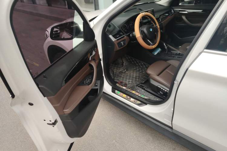 Used BMW X1 2020 sDrive20Li Fashion Model
