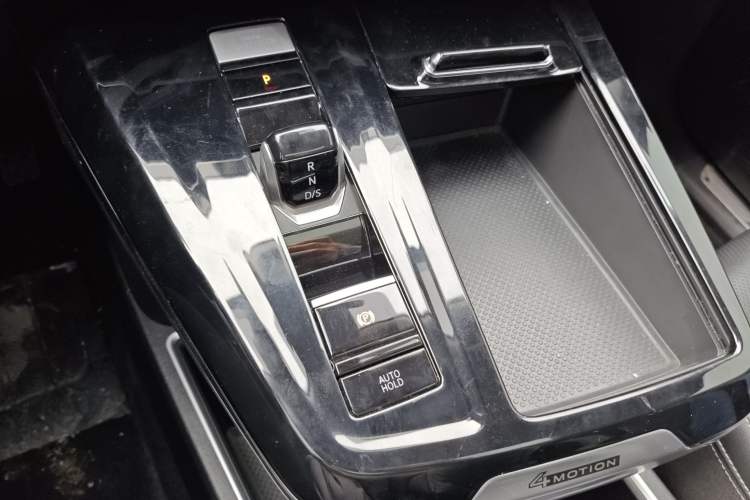 Used Volkswagen Talagon 2023 Facelift 380TSI All-Wheel-Drive Luxury Jiajing Pro 6-Seater
