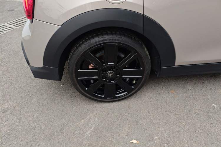 Used  MINI 2023 2.0T COOPER S Artist Five-Door Edition
