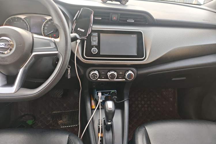 Used Nissan Kicks 2017 1.5L CVT Cool Enjoy Edition
