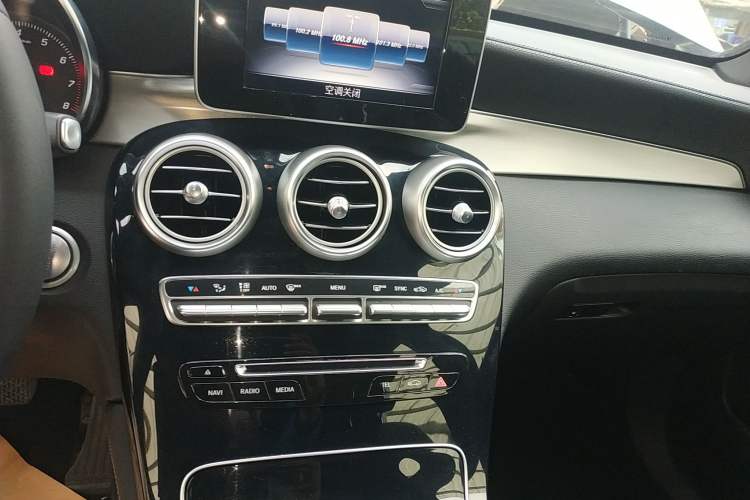 Used Mercedes-Benz GLC 2018 GLC 200 4MATIC
