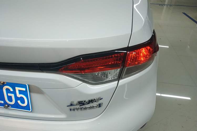 Used Toyota Levin 2023 Smart Electric Hybrid Dual-Engine 1.8L Leading Edition