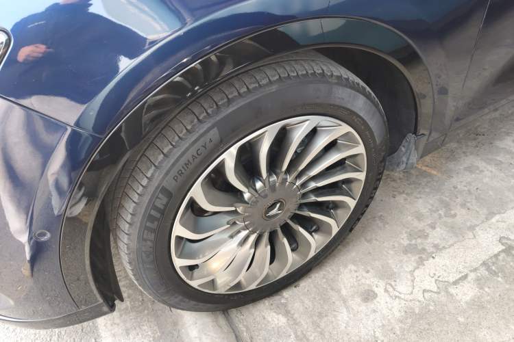 Used VOYAH FREE 2021 Four-Wheel Drive Standard Range-Extended Exclusive Luxury Package
