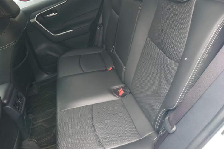 Used Toyota RAV4 2023 2.0L CVT Two-Wheel Drive Fashion Edition