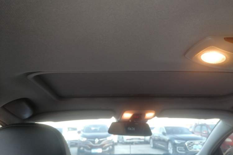 Used Volvo S60 2015 S60L 2.0T Zhiyuan Edition