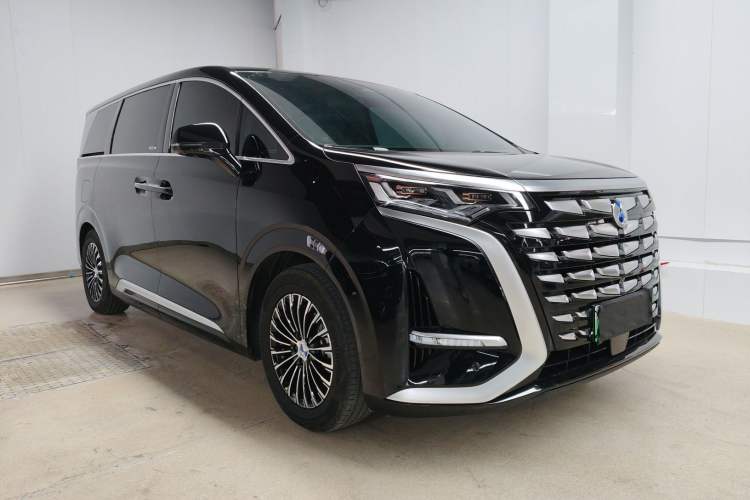 Used Denza D9 2022 DM-i 970 Four-Wheel Drive Prestige Model