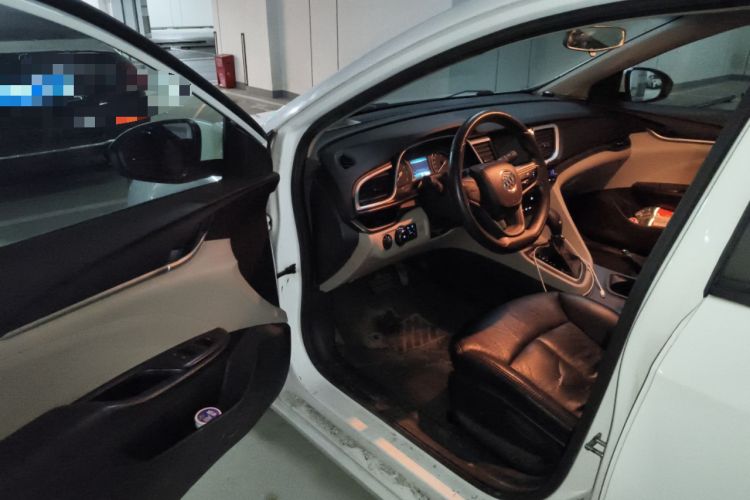 Used Buick GT 2015 15N Automatic Elite Version
