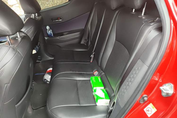 Used Toyota C-HR 2018 2.0L Leading Edition China VI