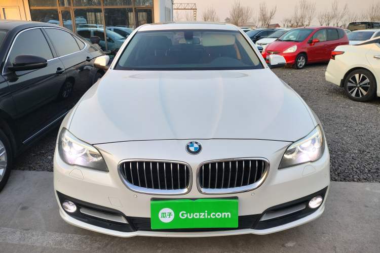 Used BMW 5 Series 2015 520i Elegant Edition
