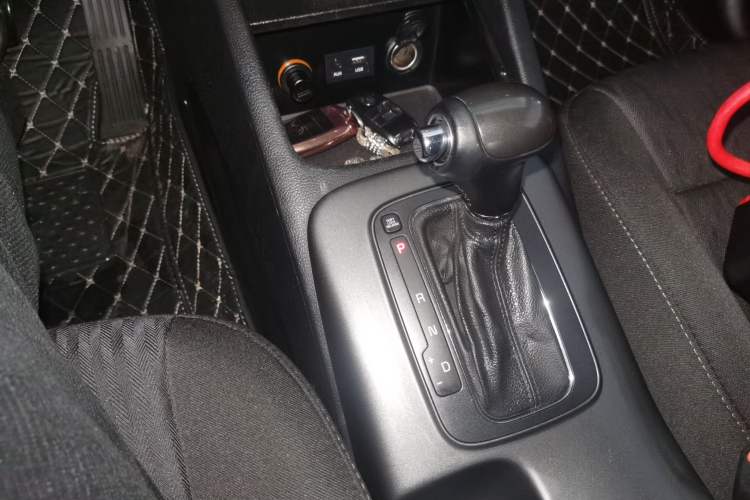 Used Kia K3 2015 1.6L Automatic GLS
