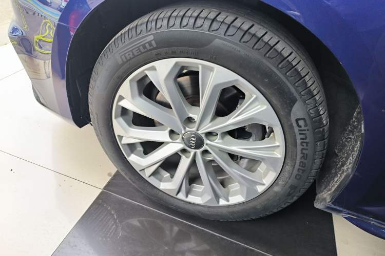 Used Audi A4L 2019 40 TFSI Ambition China VI