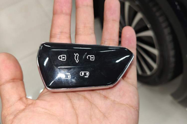 Used Volkswagen Viloran 2023 Revised 380TSI Prestige Edition