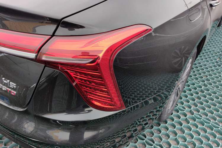 Used Hongqi H5 2024 1.5T DCT Smart Connect Flagship Edition
