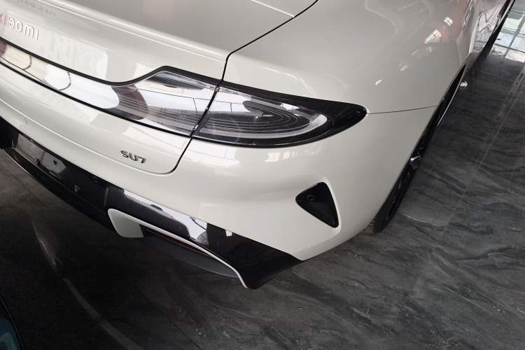 Used  SU7 2024 Rear-Drive Long-Range Intelligent Driving Version
