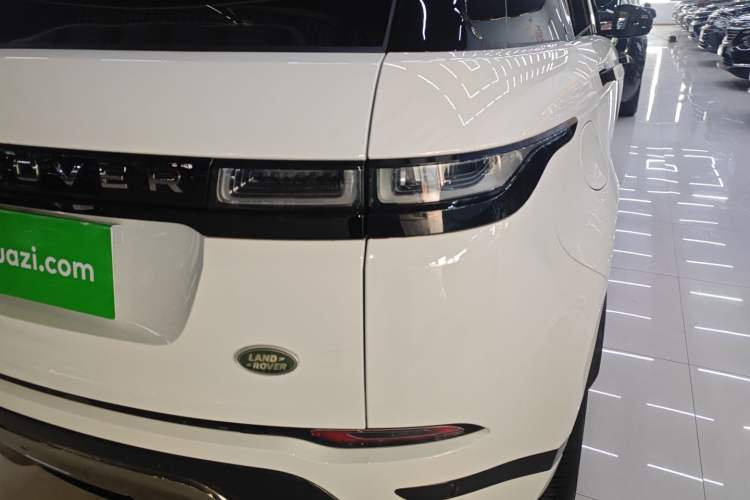 Used Land Rover Range Rover Evoque 2023 Aurora L 249 PS Luxury Edition