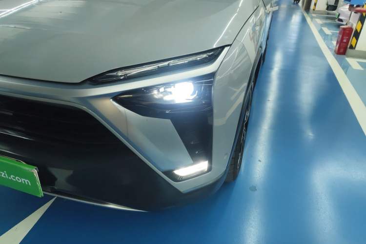 Used Nio ES8 2020 415 km Range 6-Seater Version