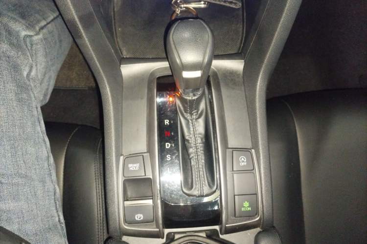 Used Honda Civic 2021 HATCHBACK 220TURBO CVT New Trendsetter