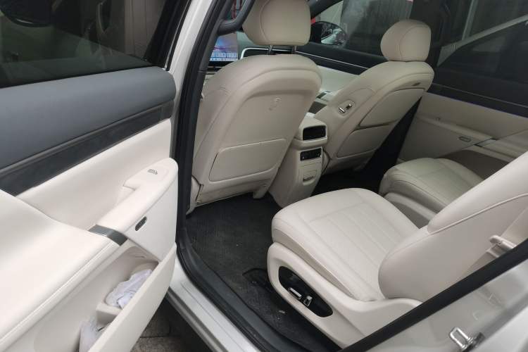 Used Dongfeng eπ eπ008 2026 Model Six-Seat Range-Extended Family Edition
