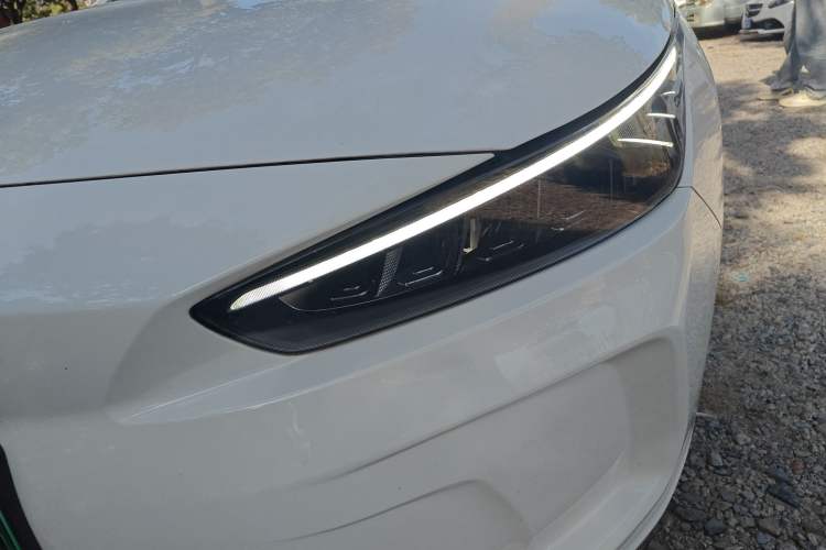 Used Geometry A 2022 Pro 430KM Green Apple Pro
