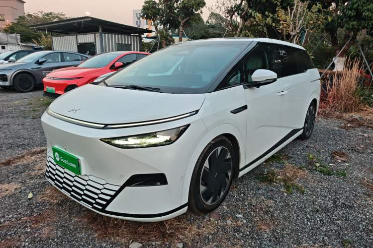 Used XPeng X9 2024 702 Ultra-Long Range Max