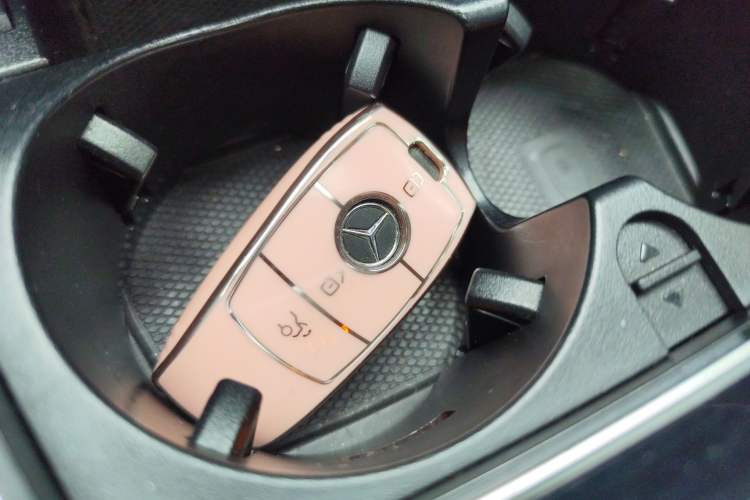 Used Mercedes-Benz GLC 2020 GLC 260 L 4MATIC Dynamic Model