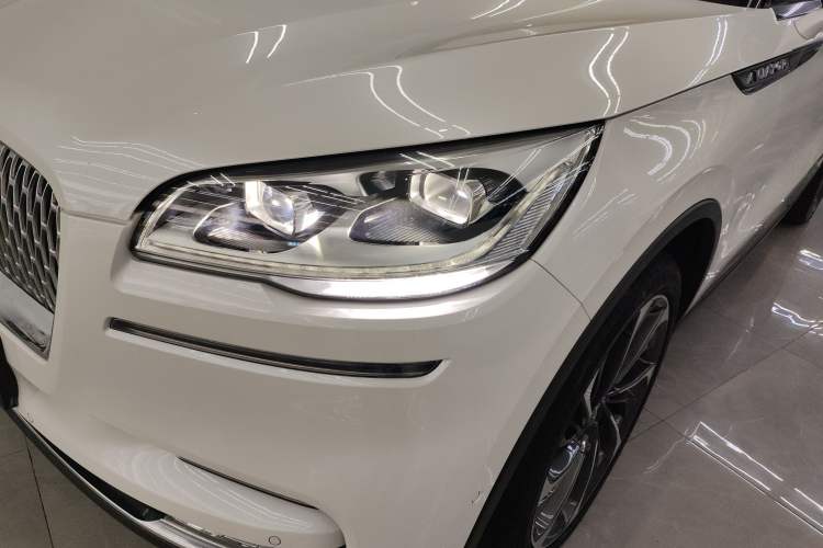 Used Lincoln Aviator 2021 3.0T V6 All-Wheel-Drive Executive Edition
