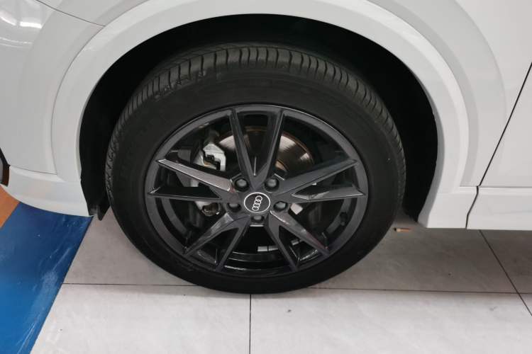 Used Audi Q2L 2022 35 TFSI Progressive Dynamic Edition
