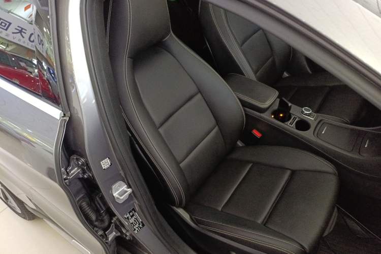 Used Mercedes-Benz GLA 2016 GLA 220 4MATIC Luxury Model