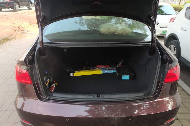 Used Audi A3 2014 Limousine 35 TFSI Automatic Comfort Model
