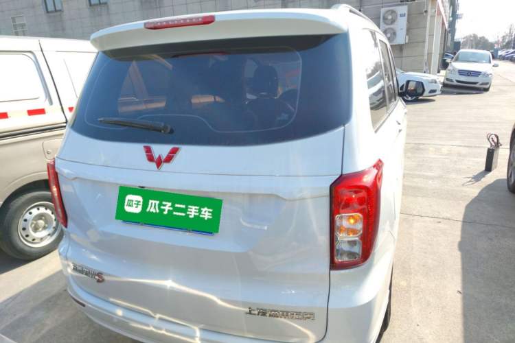 Used Wuling Hongguang 2021 1.5L S Comfort Edition LAR
